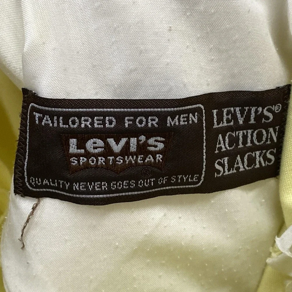 Vintage Levi's Sportswear Yellow‎ Action Slacks Men's 38x27.5 Flat Front Golf
